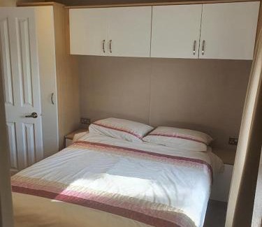Great Houghton Apartamento | Parkview Billing Aquadrome