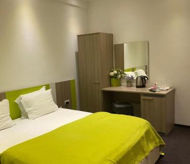 Bucharest Hotel | Parliament Square