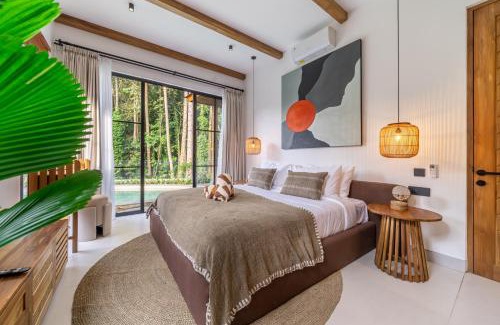 Petulu Villa | Parma by DH - Sun, Style and Comfort - New Villa with Pool in Prime Area