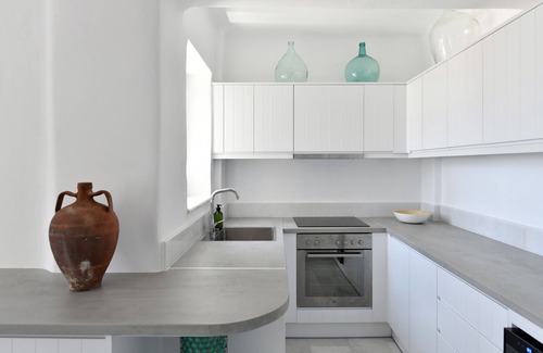 Ampelas Casa | Paros Cycladic Villa - recientemente renovado 3 dormitorios / 3 baños, vistas al mar, piscina