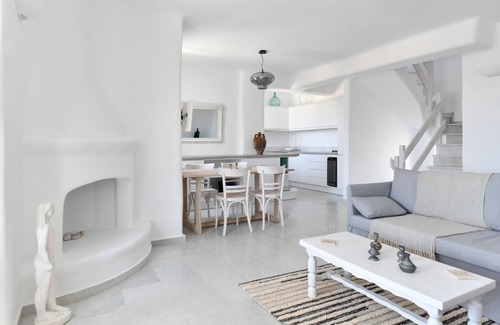 Ampelas Casa | Paros Cycladic Villa - recientemente renovado 3 dormitorios / 3 baños, vistas al mar, piscina