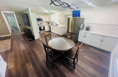 Parrish Casa | Parrish Treetop Retreat -Pool- 2 peaceful acres