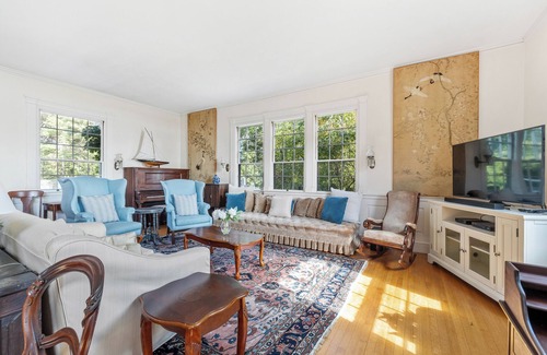 Kennebunk Casa | Parsons Beach Front Secluded Escape