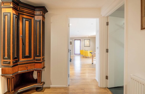 Birlingham Casa | Parsons Pleck-6BD with Swimming Pool
