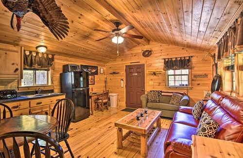 St George Cabaña | Parsons Semper Fi Cabin w/ Fire Pit!