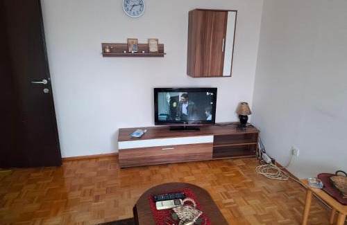 Mladenovac Apartamento | Partenon
