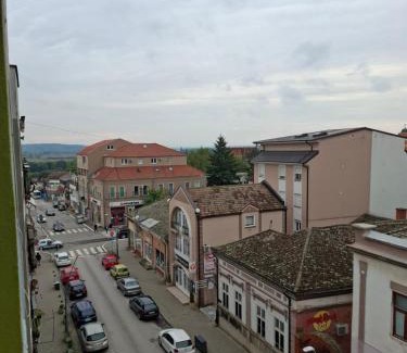 Mladenovac Apartamento | Partenon