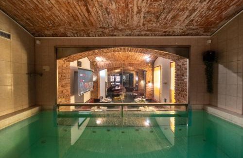 Smichov Apartamento | Party ClubHouse with Bar, Panoramic Pool & Sauna