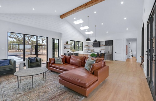 Wimberley Casa | Pasatiempos I Heated Cowboy Pool, Stargazing