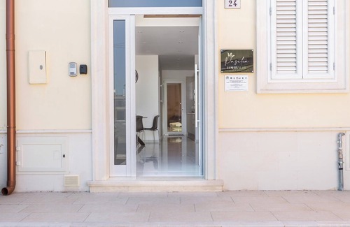 Squinzano Casa | 4153 Pasitea Luxury Suite by BarbarHouse