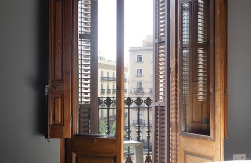 Eixample Apartamento | Paso Doble - 2 Br apartamento junto a la Plaza Cataluña