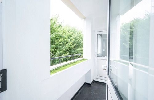 Somers Town Apartamento | Pass the Keys | 3BR Gem near Soho & Euston | Balcony & Charm