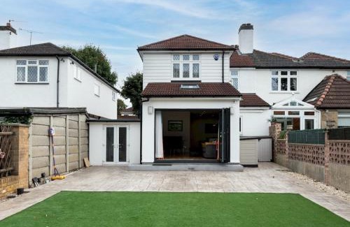 Sidcup Casa | Pass the Keys 4 Bed house Parking 5 mins Sidcup Station