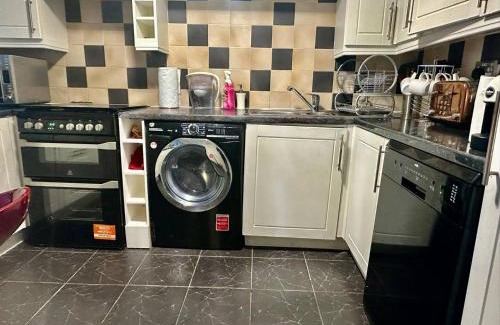 Clacton-on-Sea Casa | Pass the Keys A BeachhouseHome away from Home