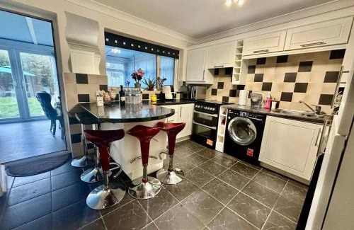 Clacton-on-Sea Casa | Pass the Keys A BeachhouseHome away from Home