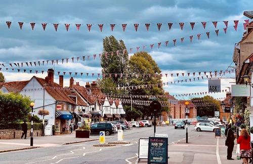 Amersham Apartamento | Pass the Keys |Amersham Station Road Studio