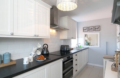Trearddur Bay Apartamento | Pass the Keys | Beautiful 3 bedroom apartment with Pool Access