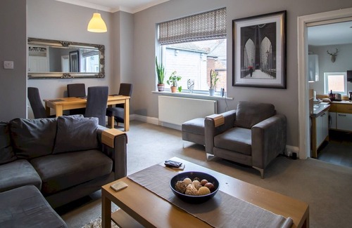 Gosforth Casa | Pass the Keys | Bright Maisonette Gosforth