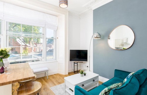 Leamington Spa Apartamento | Pass the Keys Central Leamington Spa 2 Bed Flat with Parking