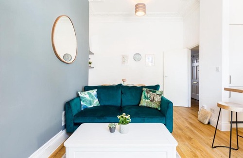 Leamington Spa Apartamento | Pass the Keys Central Leamington Spa 2 Bed Flat with Parking