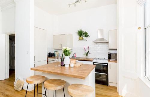 Leamington Spa Apartamento | Pass the Keys Central Leamington Spa 2 Bed Flat with Parking