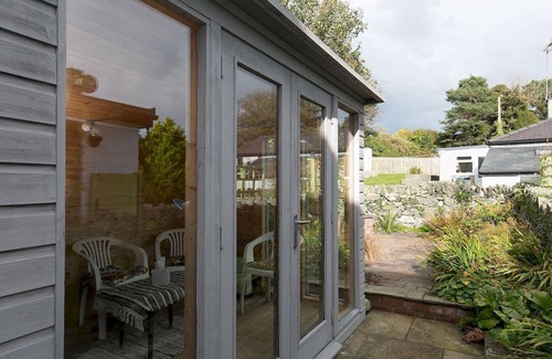 Bangor Casa | Pass the Keys | Comfortable Stone Built Cottage in Menai Bridge