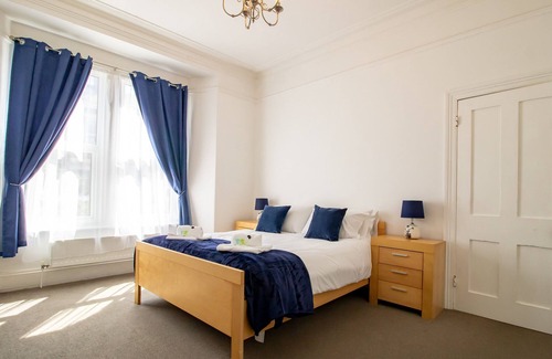 Gosforth Casa | Pass the Keys | Cosy flat close to metro City and hospitals