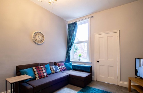 Gosforth Casa | Pass the Keys | Cosy flat close to metro City and hospitals