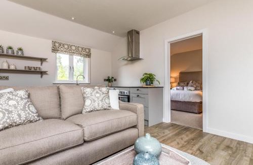Funtington Casa | Pass the Keys Delightful 2Bed Lodge in Downland Village