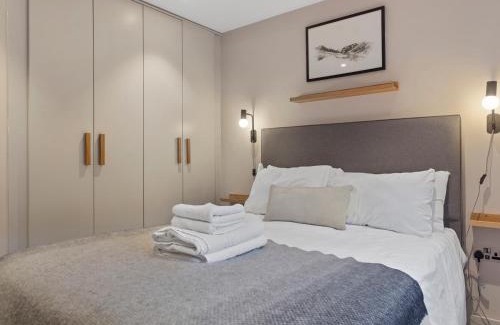 Backbarrow Apartamento | Pass the Keys Exceptional 3 Bedroom River View Apartment