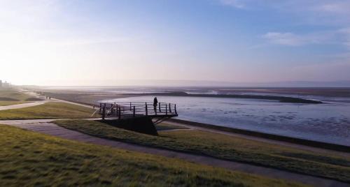 Kidwelly Casa | Pass the Keys Family home walking distance to beach Pet friendly