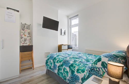 Southend-on-Sea Apartamento | Pass the Keys | City Beach flat next to the sea sleeps up to 6