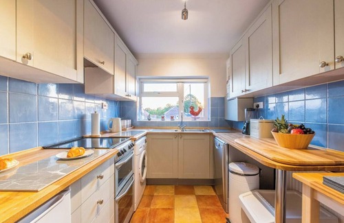 Glastonbury Casa | Pass the Keys | Large Luxury Glastonbury House, Stunning views!