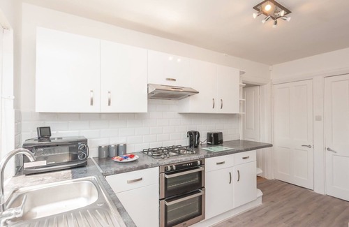 Bramley Casa | Pass the Keys | Large Family Getaway