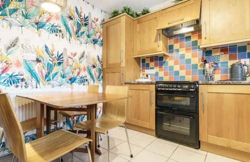 Holywood Casa | Pass the Keys | Lovely Home in Holywood | Lots Nearby | Seaside