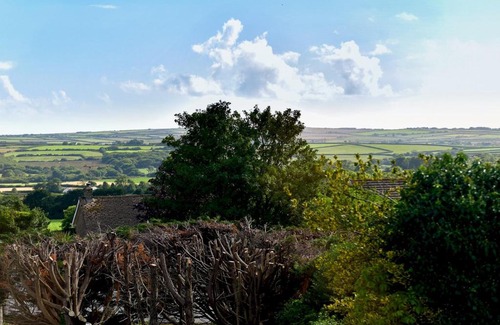 Reynoldston Casa | Pass the Keys Newly Renovated Quiet Rural 4 Bed Holiday Home