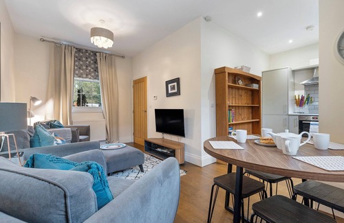York Casa | Pass the Keys | No. 4 - Oak Tree Cottage