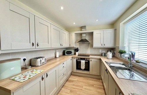 Pembroke Dock Casa | Pass the Keys | Pembroke Dock Hidden Gem