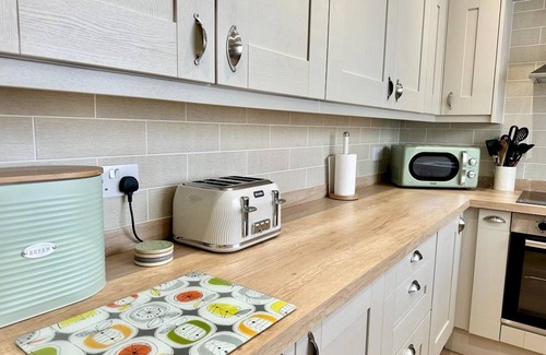 Pembroke Dock Casa | Pass the Keys | Pembroke Dock Hidden Gem