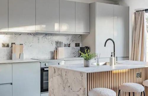 Oxford Casa | Pass the Keys Stunning 5 Bedroom Home Central Oxford