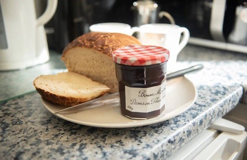 Billingsley Casa | Pass the Keys | The White House Holiday Cottage