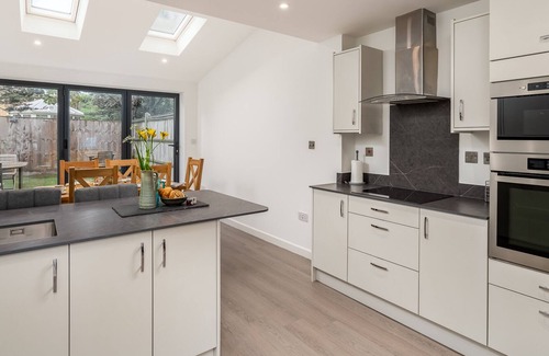 High Wycombe Alquiler De RV | Pass the Keys | Wycombe and Handy Cross Townhouse