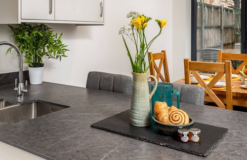 High Wycombe Alquiler De RV | Pass the Keys | Wycombe and Handy Cross Townhouse