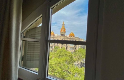 Eixample Apartamento | Passeig De Gracia- Plaza Catalunya. El corazón de la ciudad.