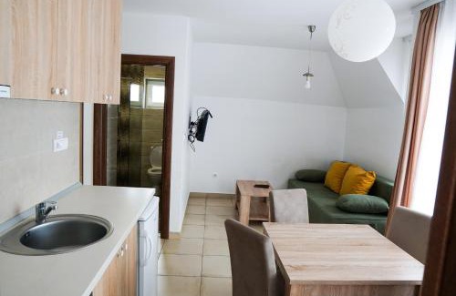 Divcibare Apartamento | Pastirica