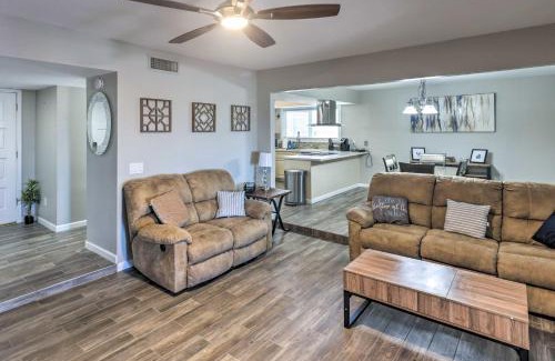 Lake Havasu City Casa | Patio and Grills Mtn-View Home in Lake Havasu City!