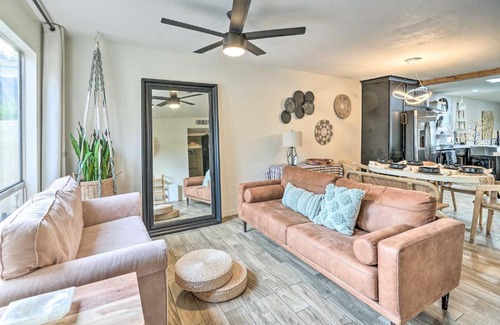 Litchfield Park Casa | Patio and Workspace Litchfield Park Vacation Rental