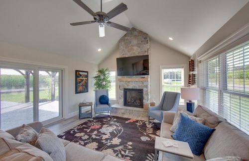 Gordonville Casa | Patio and Yard Newly Built Retreat in Ronks!