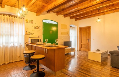 Doctor Barraquer-Grupo Renfe-Policlinico Apartamento | APARTAMENTO PATIO ANDALUZ EN SEVILLA ⭐⭐⭐⭐