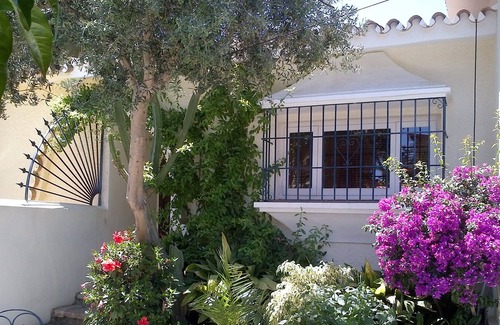 Artola Apartamento | Apartamento Patio, junto a la reserva natural de playa y dunas, a 15 minutos Marbella